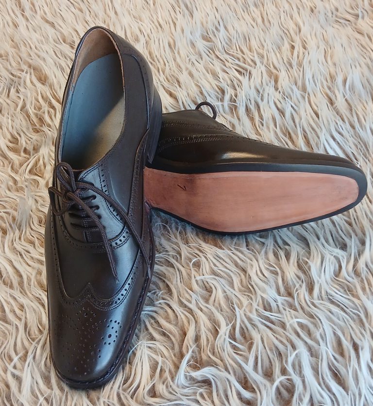 چرم لیوار کفش قهوه ایی